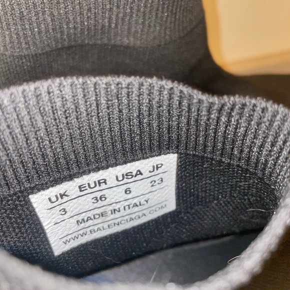 Balenciaga Speed Trainers - Picture 5 of 5